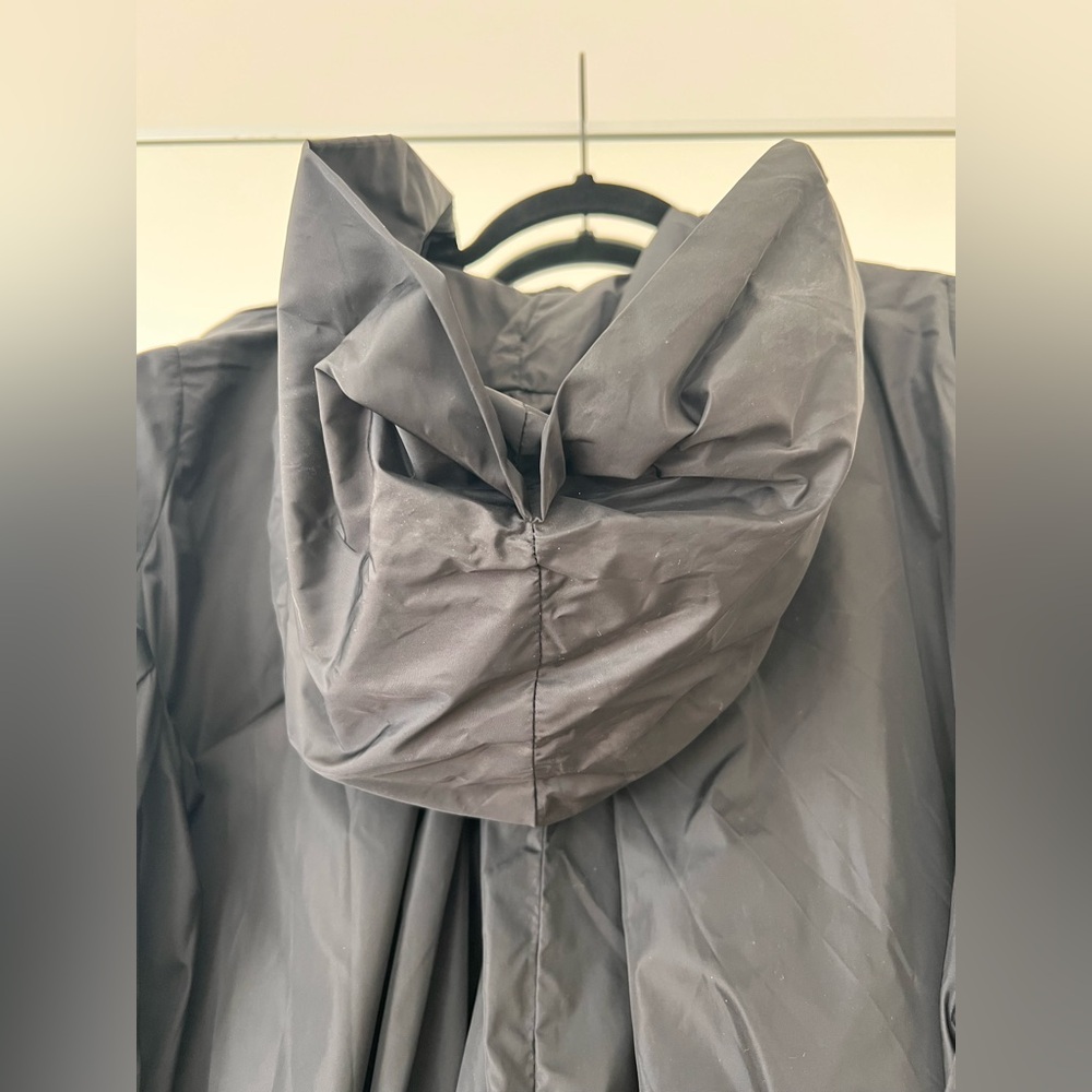 NWOT - Aakasha Hooded Maxi Raincoat Size M - Picture 10 of 16